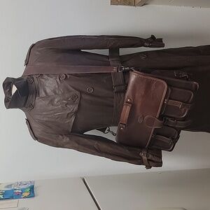 Vintage full-length leather trench coat. Size Medium/38R